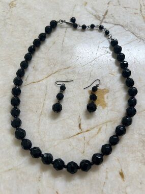 Elegant Black Faceted Bead Necklace and Earring Set - Women Jewelry